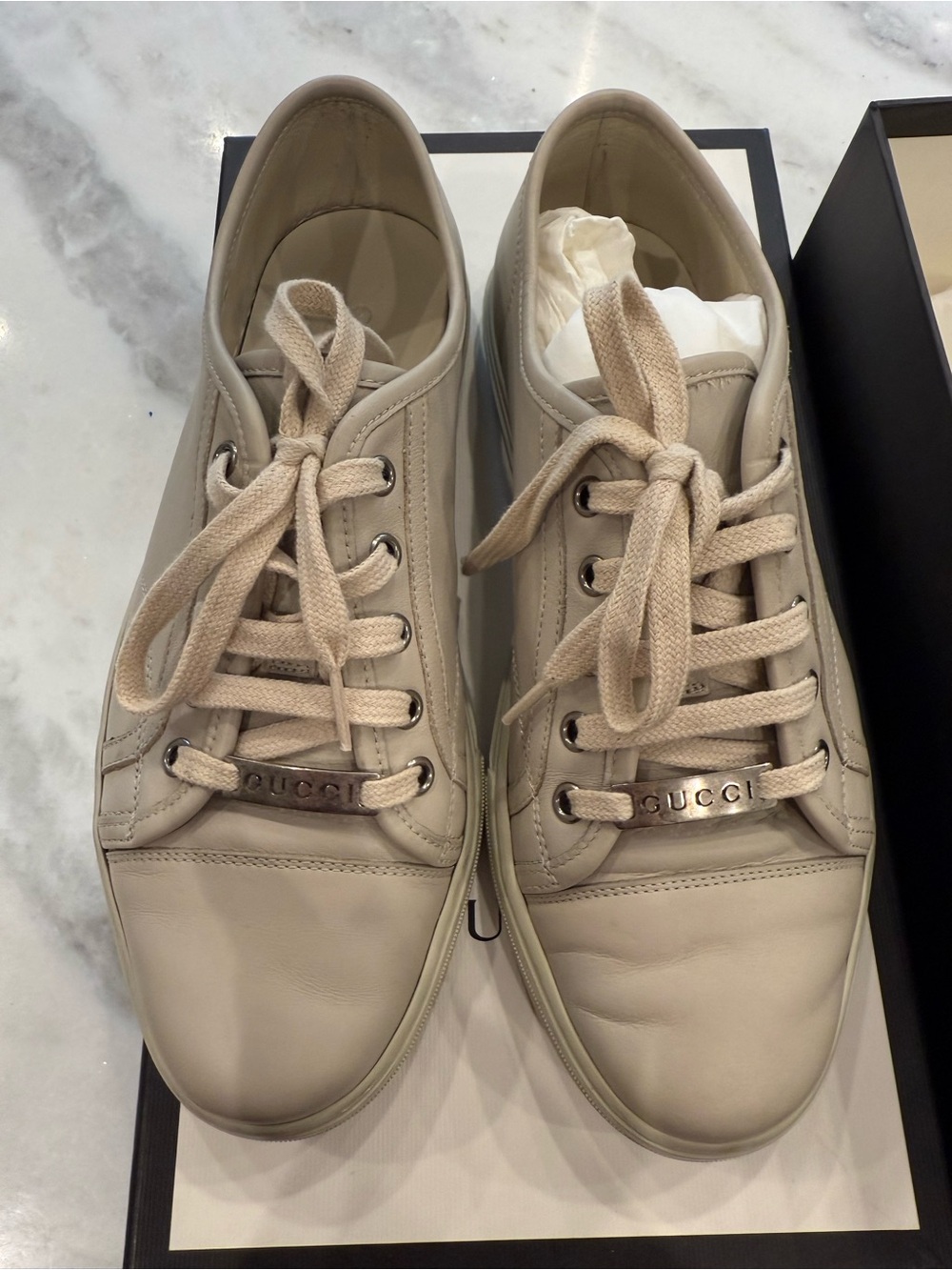 Gucci Cream Leather Low-Top Sneakers